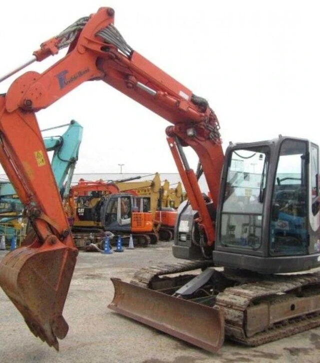 Экскаватор гусеничный HITACHI ZX75UR-3, 2012 г.в., 5700 м/ч, б/у